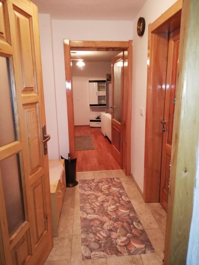 Holiday Home Tin Ogulin Luaran gambar